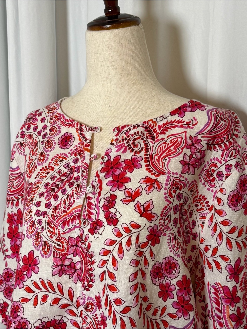 Johnny Was Workshop Lillet Linen Top Red Pink Paisley Medium - Picture 6 of 10